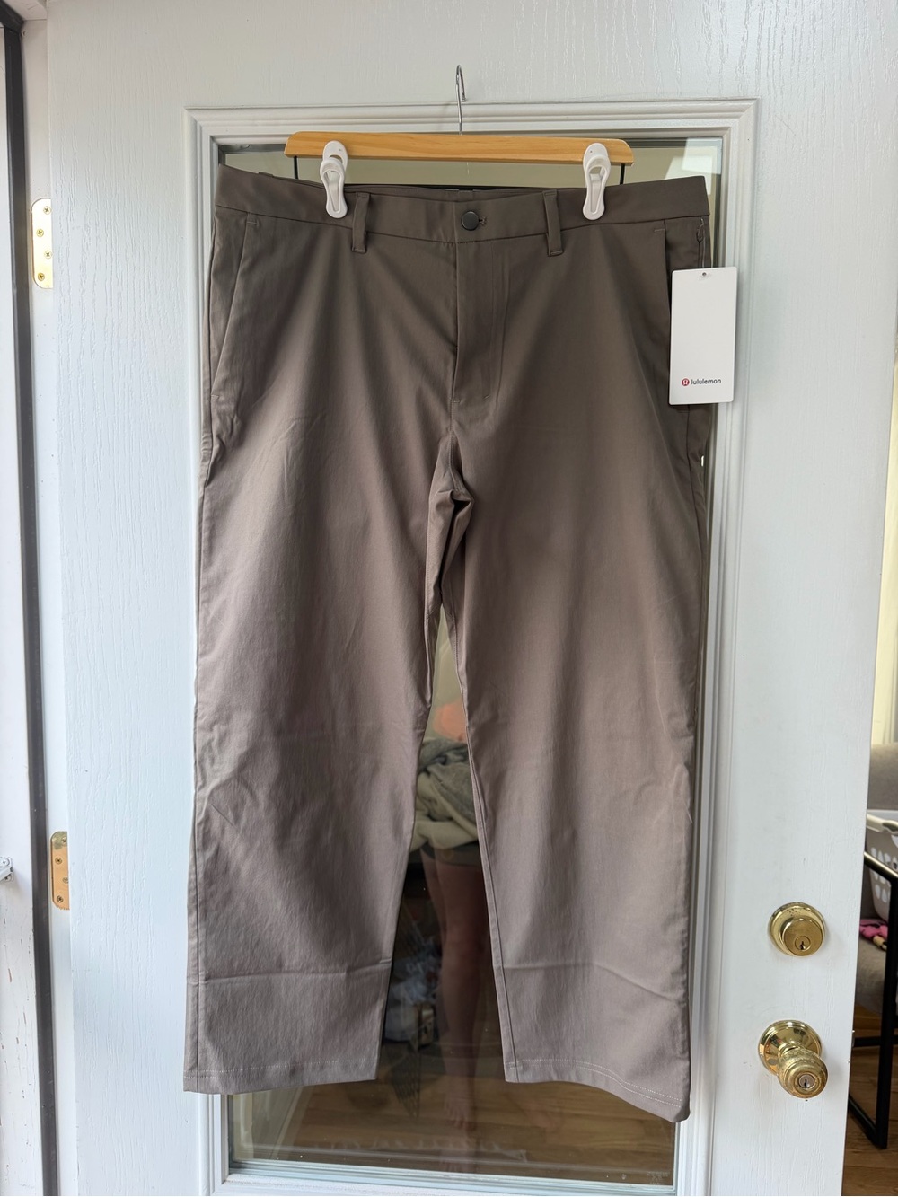 lululemon athletica Men's Chino pants — Taupe Brown